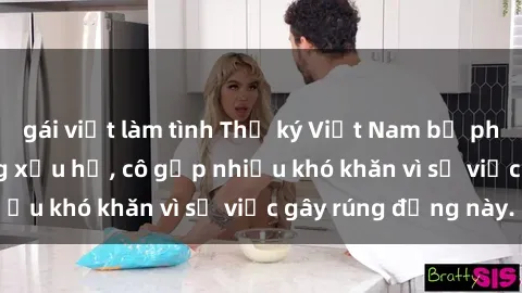 gái việt làm tình Thư ký Việt Nam bị phát tán clip sex đáng xấu hổ, cô gặp nhiều khó khăn vì sự việc gây rúng động này.